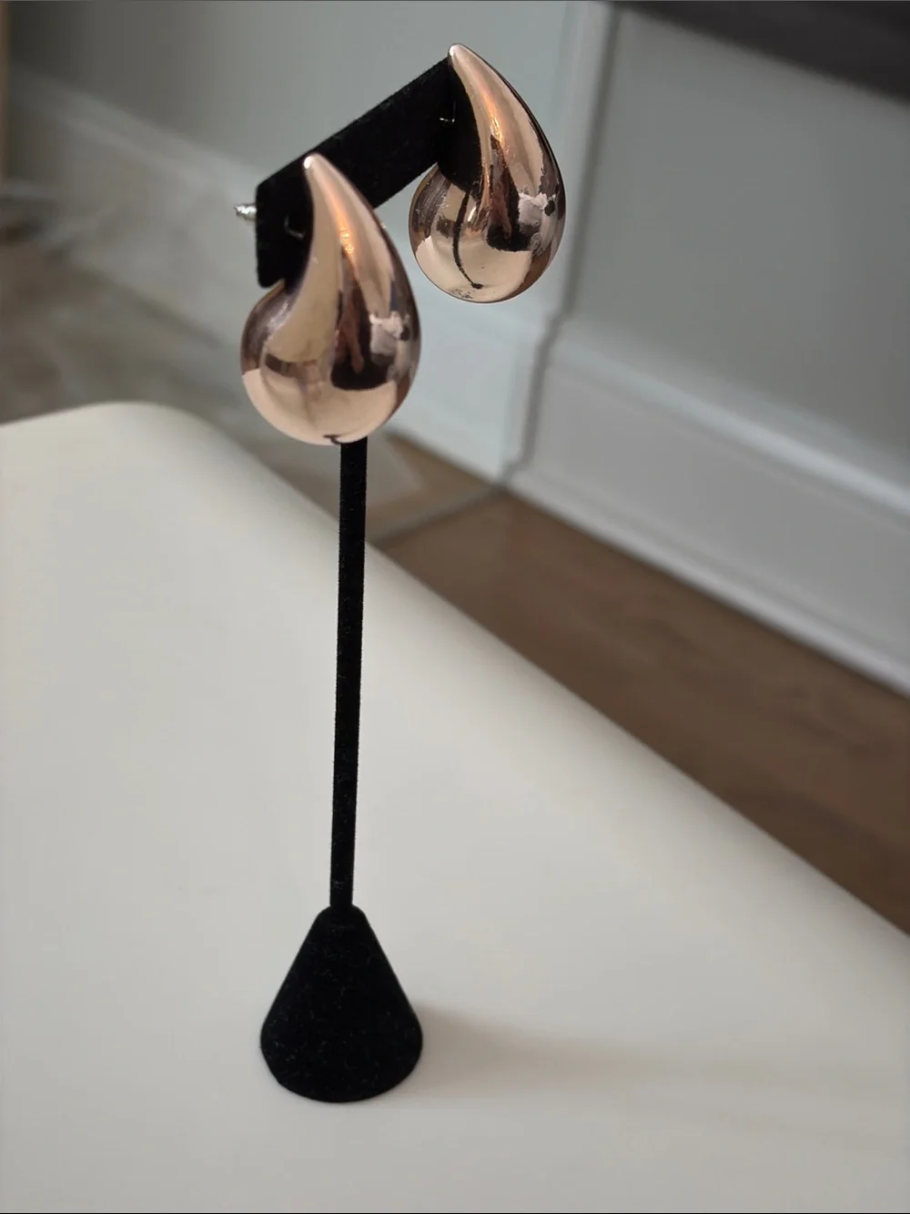 Rose Gold Teardrop Accent Earrings - Unbranded